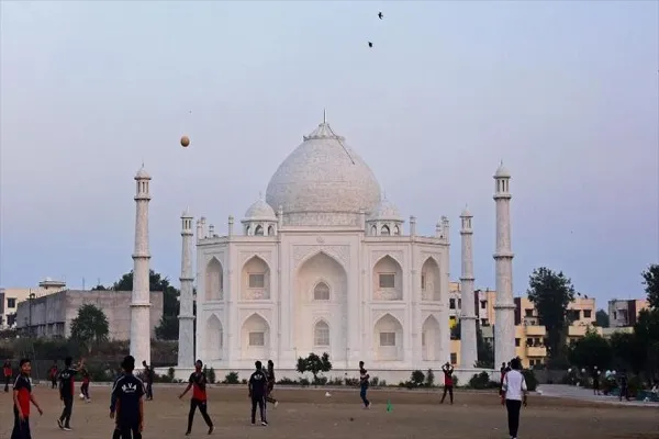 Monumento de amor: se construye réplica de Taj Mahal en La India + FOTO