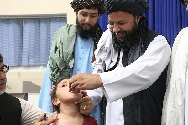 د افغانستان په یو شمېر ولایتونو کې د ګوزڼ یا پولیو ضد واکسین کمپاین پیل شو