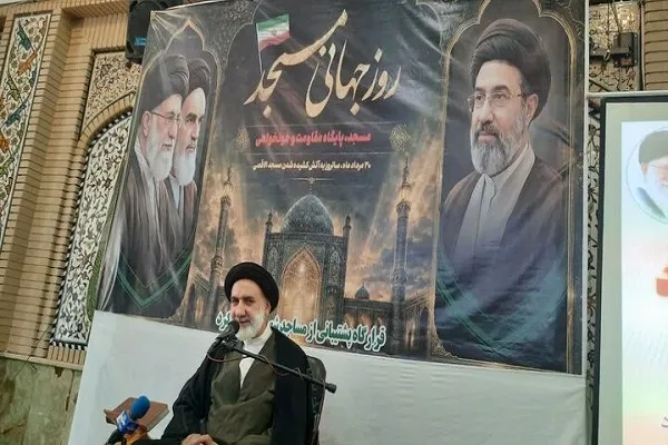 حجت‌الاسلام والمسلمین سید ابوالحسن فاطمی، نماینده ولی‌فقیه در استان و امام جمعه شهرکرد 