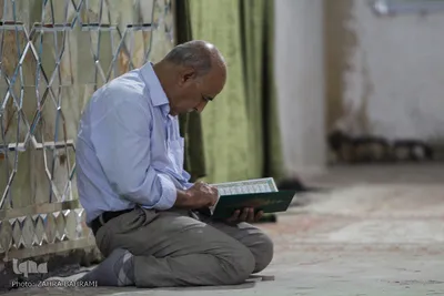 آیین جزء خوانی قرآن کریم امامزادگان عبدالله و آمنه خاتون (ع)/عکاس:زهرا بهرامی 