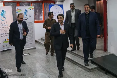 بازدید وحید قبادی‌دانا، رئیس سازمان بهزیستی از نمایشگاه آثار جشنواره ملی هنری «همام»