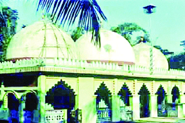 শেরপুরের বারো দুয়ারী মসজিদ