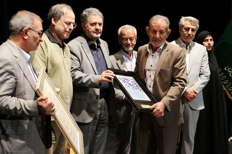 بزرگداشت پدر شعر آئینی فارس برگزار شد