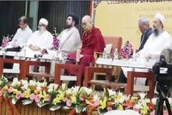 Dalai Lama Dumalo sa Shia, Sunni Pagpupulong sa New Delhi