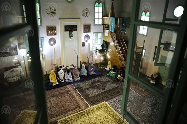 رونق آموزش سنتی در مساجد بوسنی و هرزگوین