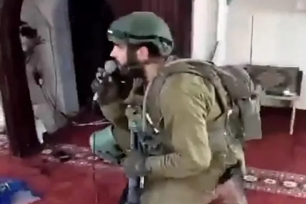  Askari vamizi wa Israel waunajisi Msikiti wa Jenin na kuua Wapalestina 12
