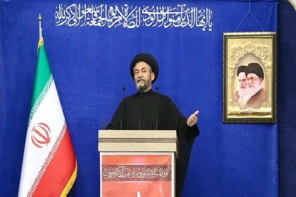 مسئولان در دیپلماسی از ادبیات رهبر انقلاب فاصله نگیرند