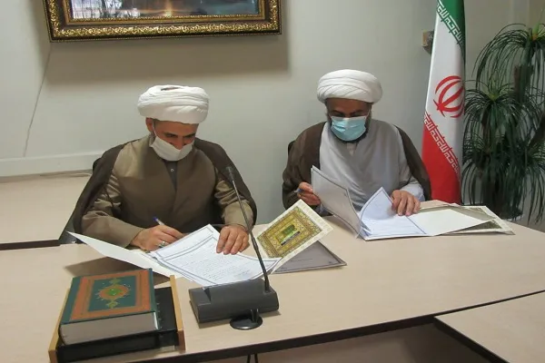 امضای تفاهم‌نامه همکاری فرهنگی میان آستان بانوی کرامت و حرم امام حسین(ع)
