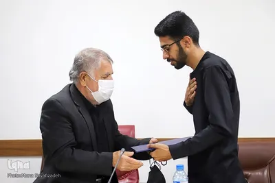 رونمایی پوستر سوگواره تعزیه‌خوانی «رایت سرخ»