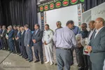 رونمایی از کتاب «قاب سرخ» آلبوم تصاویر مادران و پدران شهید در اهر