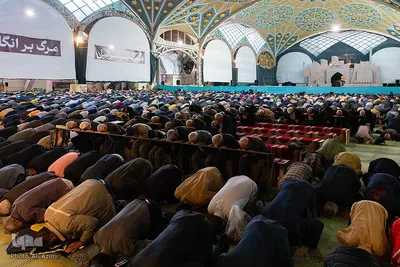 اقامه نماز عید فطر در مصلای اصفهان