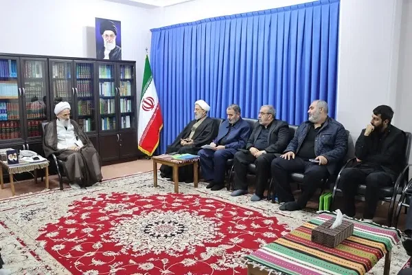 نشست مدیر و اعضای شورای سیاست‌گذاری ائمه جمعه استان مازندران