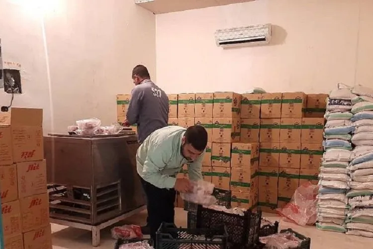توزیع 350 بسته معیشتی میان خانوارهای تحت پوشش حرم شاهچراغ(ع)