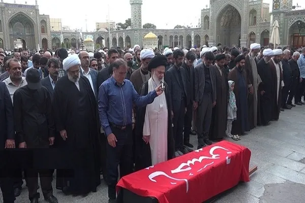 پیکر مادر شهید حجت‌الاسلام محمدحسن ابراهیمی تشییع شد