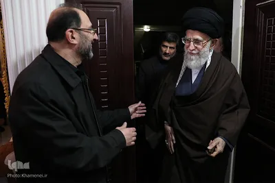 حضور مقام معظم رهبری در منزل شهید محمدحسین حدادیان
