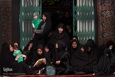 عزاداری دهه اول محرم در حسینیه سادات اخوی