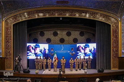 دیدار رئیس جمهور با نخبگان، علما، خانواده شهدا ،ایثار گران و جمعی از اقشار مردم