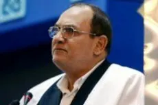 ইস্তাম্বুলের একটি রেস্টুরেন্টে কুরআন তিলাওয়াত করে সকলকে মুগ্ধ করলেন বিশ্ব বিখ্যাত ক্বারি নায়িনায় + ভিডিও