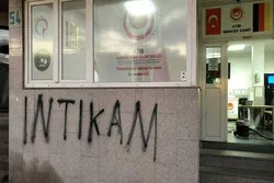 Moschee mit „Rache“ beschmiert