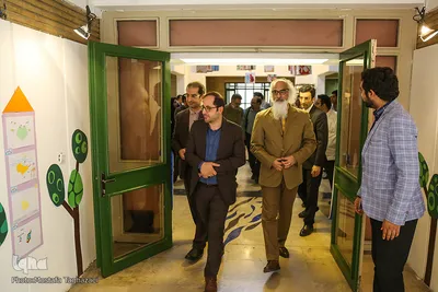 افتتاحیه نمایشگاه عکس و نقاشی کودکان مناطق سیل زده «قابی از لبخند ناب» در کانون پرورش فکری کودکان و نوجوانان 