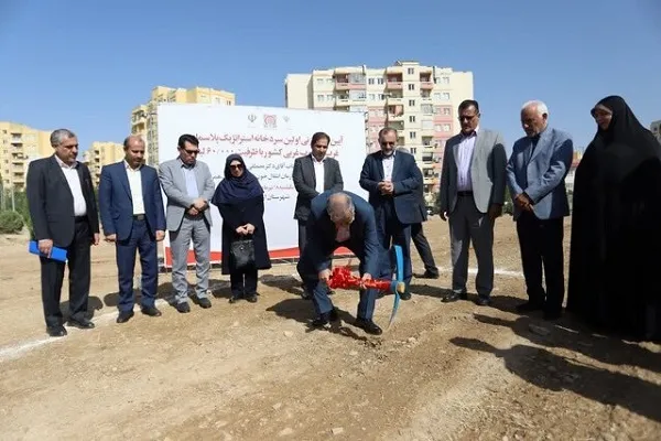 اولین سردخانه استراتژیک پلاسمای غرب کشور در اراک کلنگ‌زنی شد
