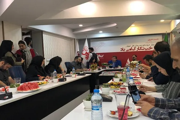 افق کوروش؛ پیشقراول توسعه فرهنگ فرانچایز در ایران