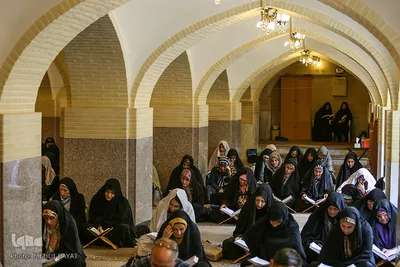 جزءخوانی قرآن کریم در مسجد‌ حاج‌ آقا صابر اراک