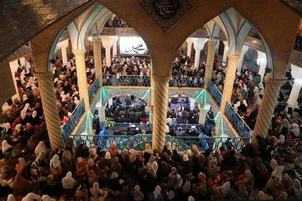 همنوایی شور دف با نوای میلاد