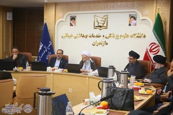 آیین تجلیل از خانواده‌های شهدای شاخص استان مازندران در ساری