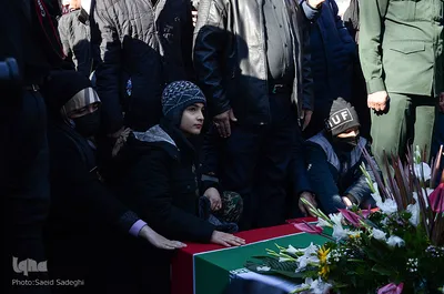 مراسم تشییع پیکر سه شهید گمنام در تبریز‎‎