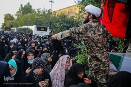 مراسم تشییع پیکرهای مطهر پنج شهید مدافع حرم در مشهد مقدس