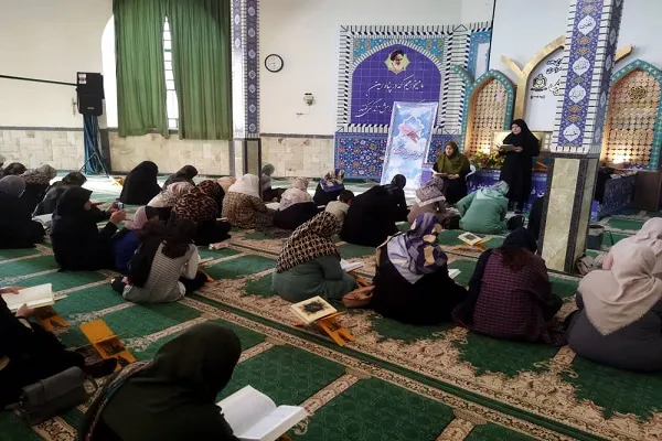 برگزاری محفل انس با قرآن در سنندج