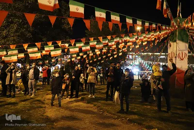 نورافشانی به مناسبت چهل و سومین سالگرد پیروزی انقلاب اسلامی