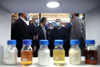 بازدید جواد اوجی، وزیر نفت از نمایشگاه توانمندی‌ها و دستاوردهای جهاددانشگاهی