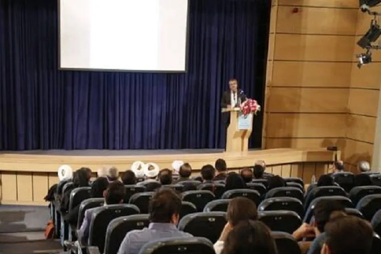 «دولت قرآن»؛ فرصتی برای ساخت دولتی توسعه‌محور بر مبنای قرآن