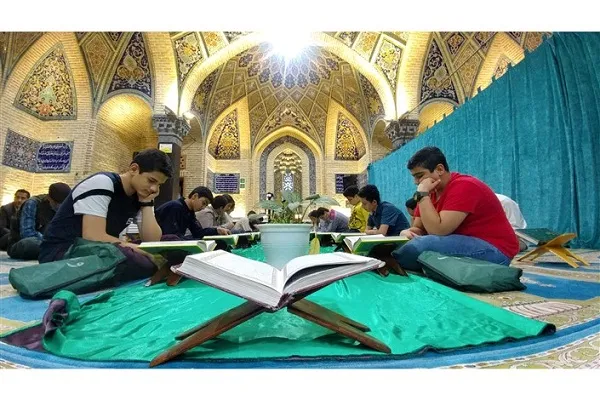 حضور قرآن‌آموزان طرح ملی تلاوت در جلسه «صراط» مشهد