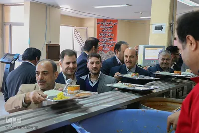 اعتراض دانشجویان دانشگاه اراک به غذای دانشگاه/عکاس:طاها نظیری