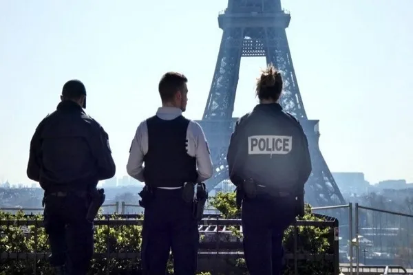 Paris’te Müslümanların yıllık toplantısının düzenlenmesi engellendi