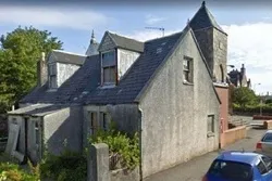 Msikiti wa Kwanza Kufunguliwa Hebrides, Scotland, Kanisa Lapinga