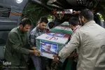 وداع پدر با کودک شهید حادثه تروریستی حرم شاهچراغ