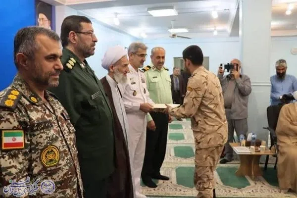 محفل خاطره‌گویی پیشکسوتان دفاع مقدس در ساری