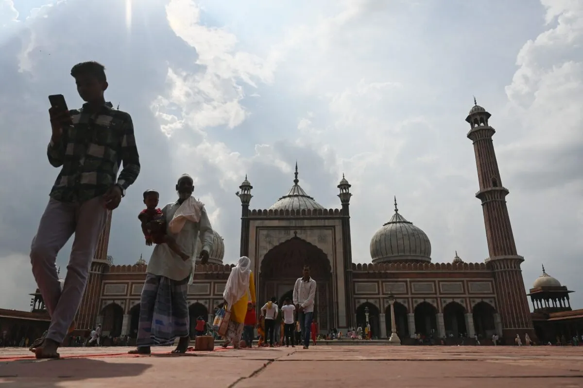 Yeni Delhi Ulu Camii'nin büyük onarımlara ihtiyacı var