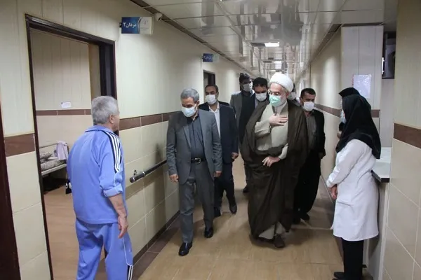 نگهداری 92 نفر از پدران و مادران کردستانی در خانه سالمندان سنندج