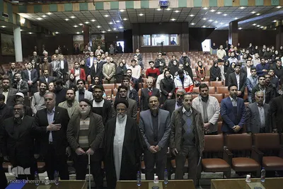 آئین اعطای تندیس ملی فداکاری دانشجویان ایران