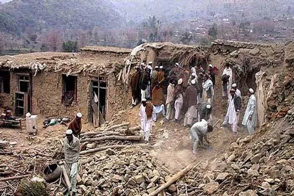 آزادی 12 ملکی از زندان طالبان