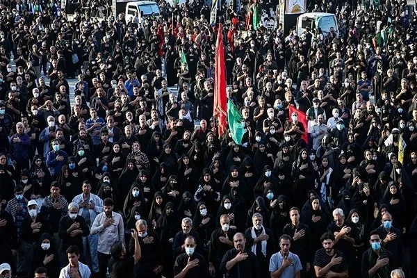 برگزاری راهپیمایی دلدادگان حسینی از میدان امام حسین(ع) تا حرم حضرت عبدالعظیم(ع)