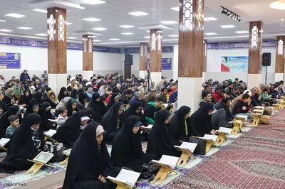 محفل بزرگ انس باقرآن کریم در ملایر‎