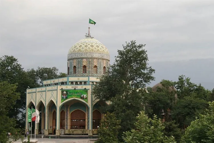 افزایش ۳۰ درصدی استقبال گردشگران از اماکن مذهبی گیلان