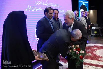 تجلیل از پدر شهیدان قرآنی مصطفی و مجتبی کاشفی