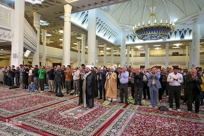 مراسم بزرگداشت آیت‌الله ربانی شیرازی در حرم مطهر